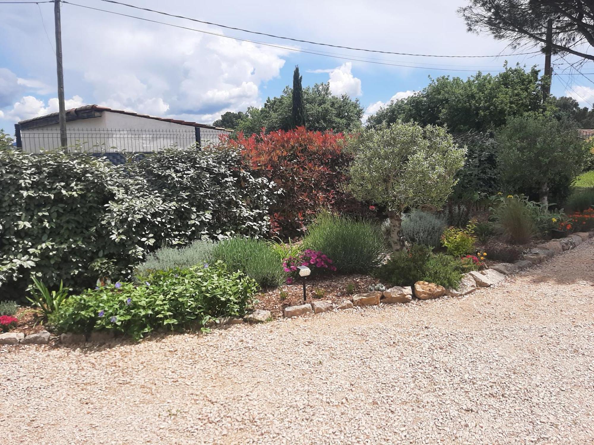 Joli Studio Au Coeur De La Provence Verte Saint-Maximin Exterior foto